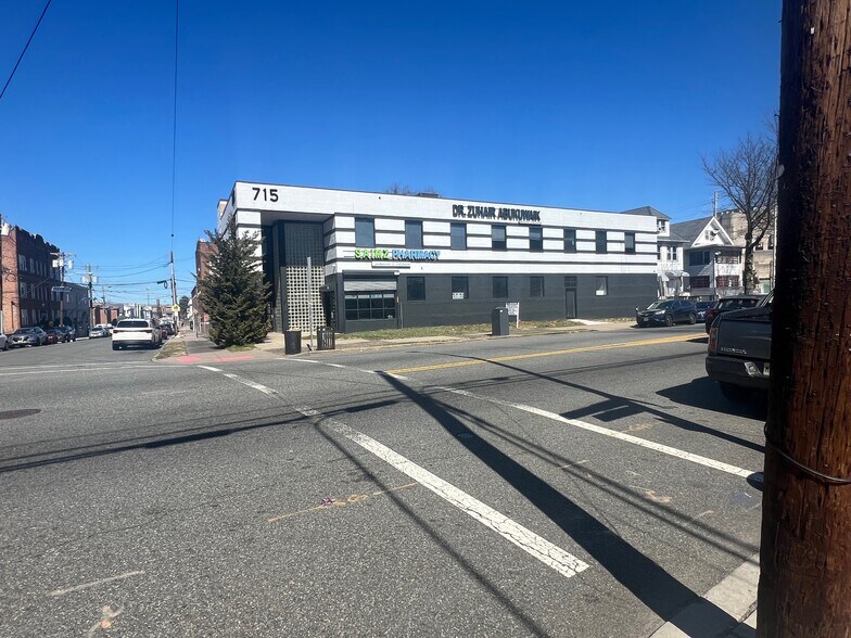 Primary Photo Of 715-723 Broadway, Paterson Office For Sale
