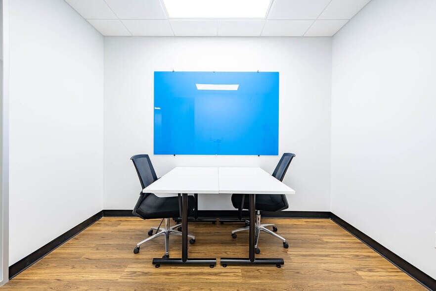 More Photos Of 331 2nd Ave S, Minneapolis Coworking Space