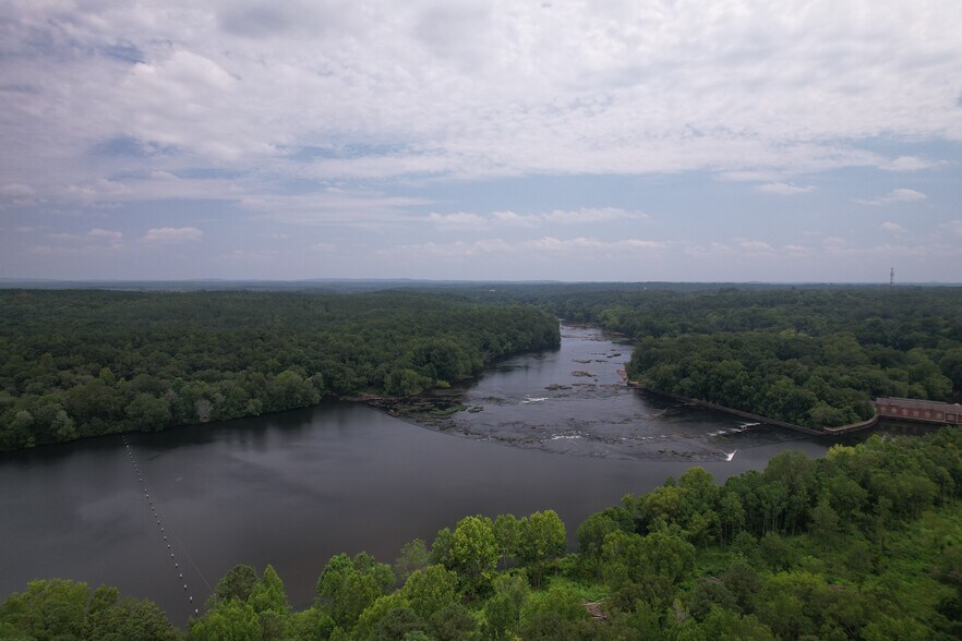 More Photos Of 20th AVE, Valley Light Manufacturing For Sale