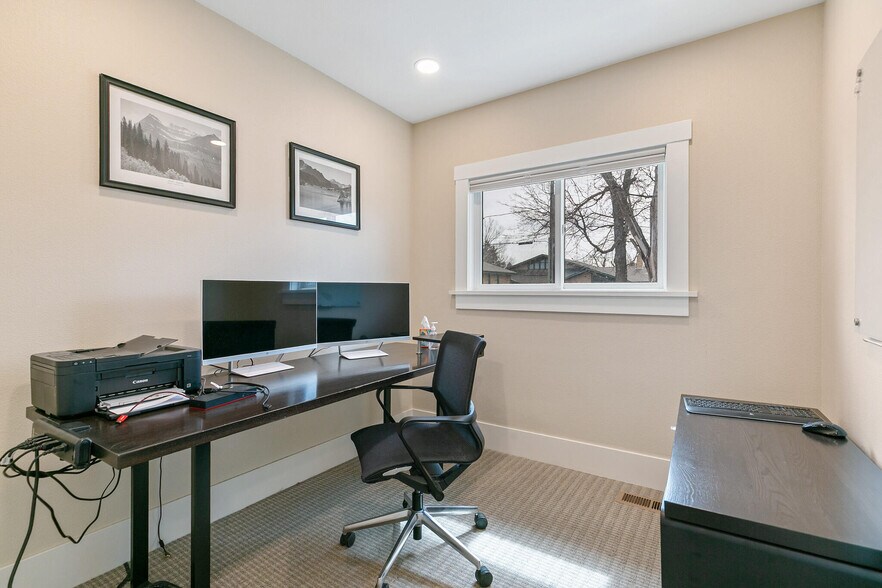 More Photos Of 1890 W Littleton Blvd, Littleton Office For Sale