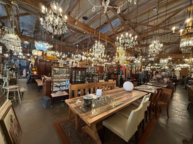 More Photos Of 1800 S Grand Ave, Los Angeles Warehouse For Sale