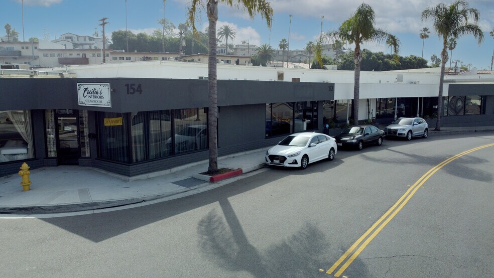 More Photos Of 146-152 Calle De Los Molinos, San Clemente General Retail For Lease