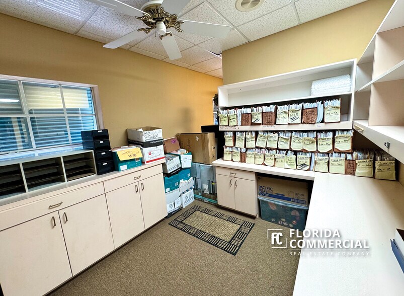 More Photos Of 1115 SE Ocean Blvd, Stuart Office Residential For Sale