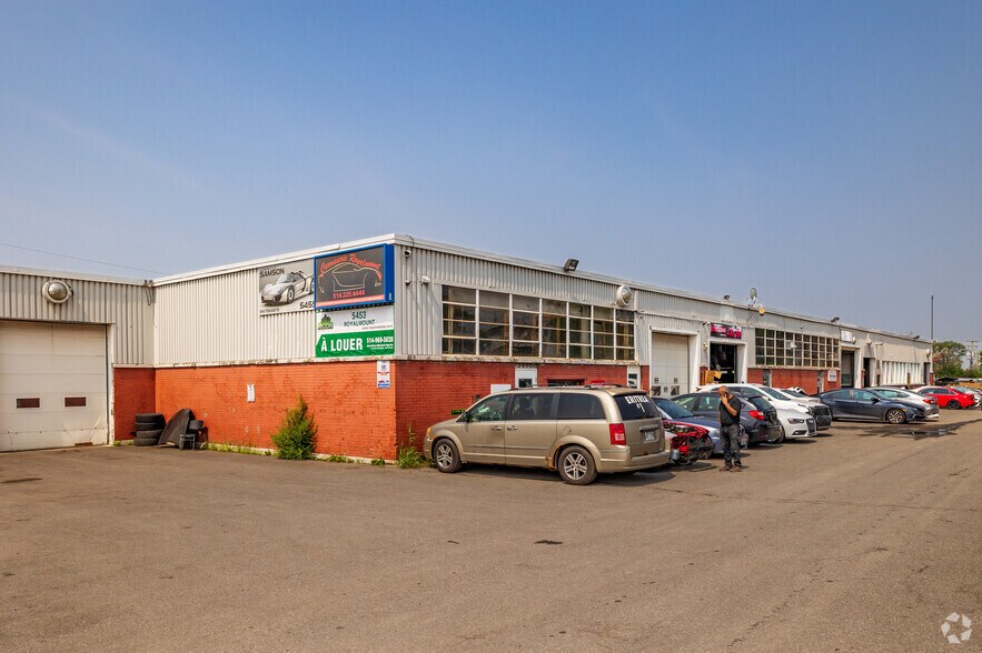 More Photos Of 5441-5471 Av Royalmount, Mont-Royal Service For Lease