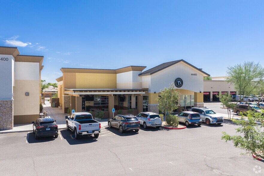More Photos Of 44460 W Edison Rd, Maricopa Restaurant For Sale