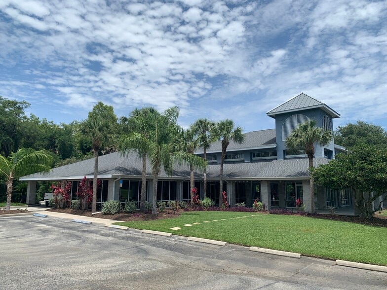 More Photos Of 1 Yacht Club Dr, Palm Coast Restaurant For Sale