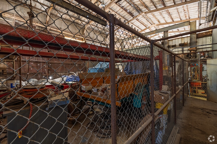 More Photos Of 141 S Maple Ave, South San Francisco Warehouse For Sale