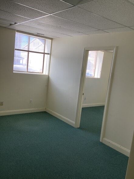 More Photos Of 400 Hillside Ave, Needham Office Residential For Lease