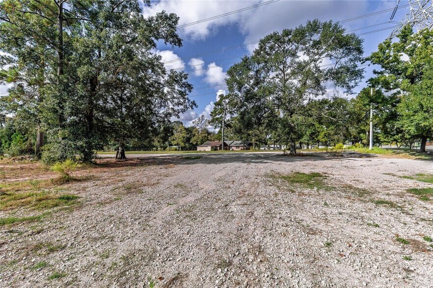 More Photos Of 12762 Vaught Rd, Magnolia Flex For Lease