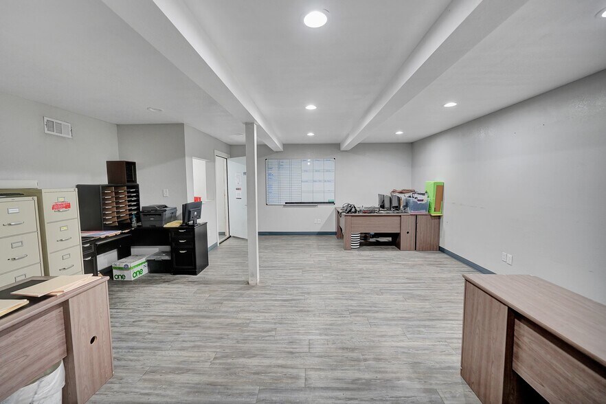 More Photos Of 2500 S Crane, Odessa Warehouse For Sale