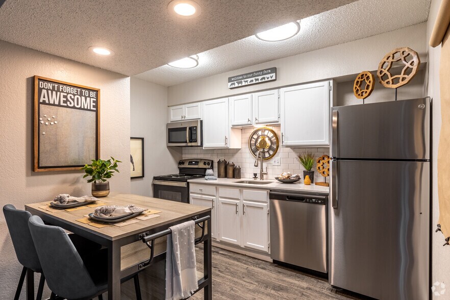 More Photos Of 3304 Golden Rd, Tyler Apartments For Sale