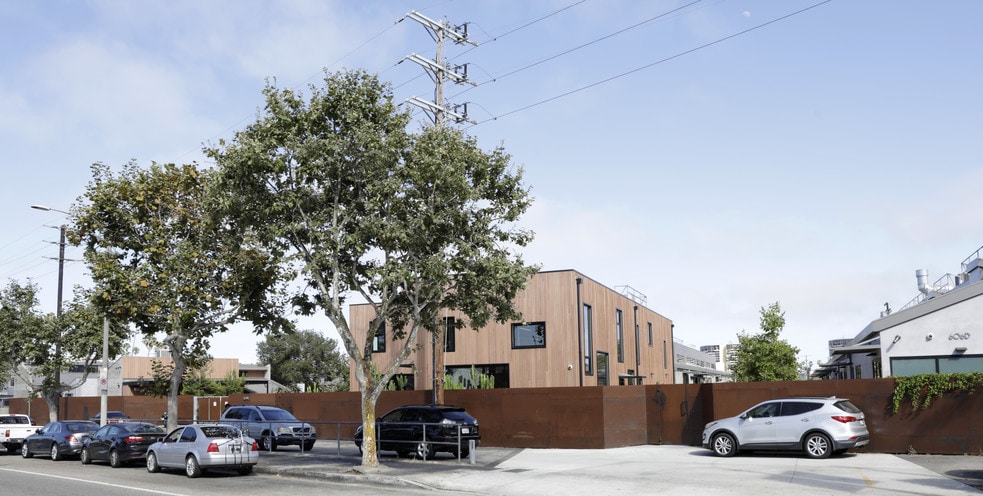 More Photos Of 606-654 Venice Blvd, Venice Loft Creative Space For Lease