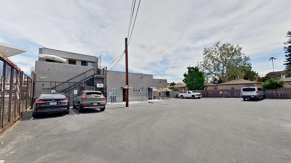 More Photos Of 5011-5019 Lankershim Blvd, North Hollywood Storefront Retail Residential For Lease