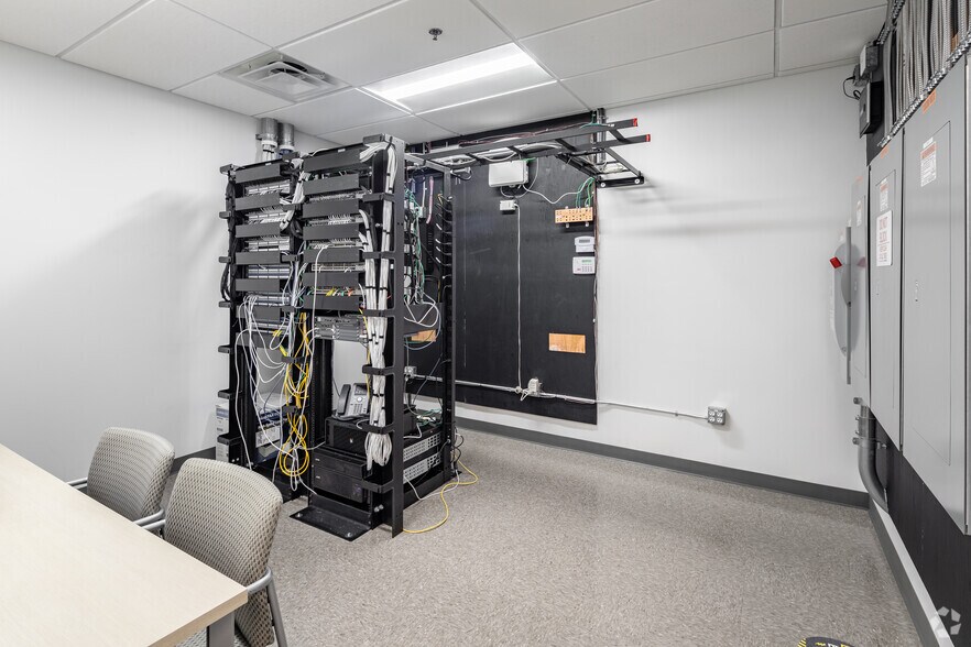 More Photos Of 600 Parsippany Rd, Parsippany Office For Sale