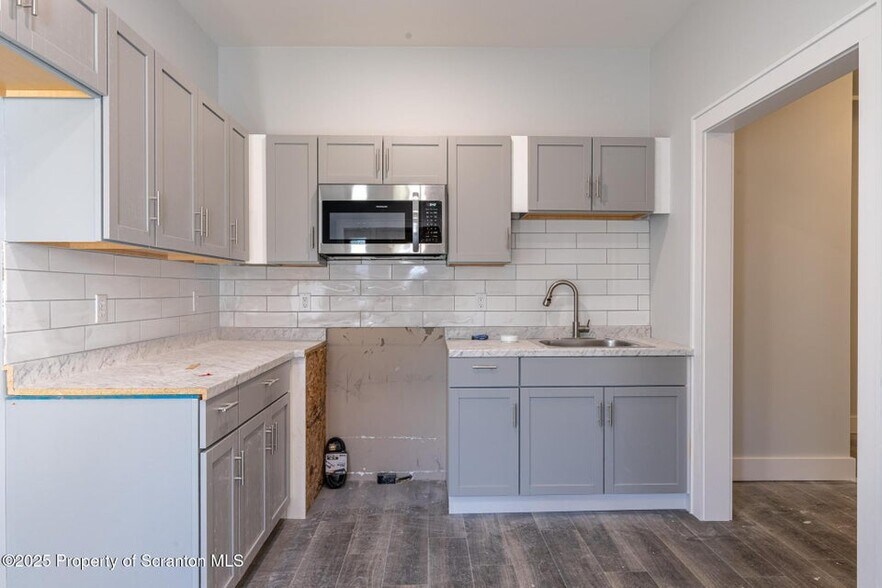 More Photos Of 1131 Pittston Ave, Scranton Funeral Home For Sale