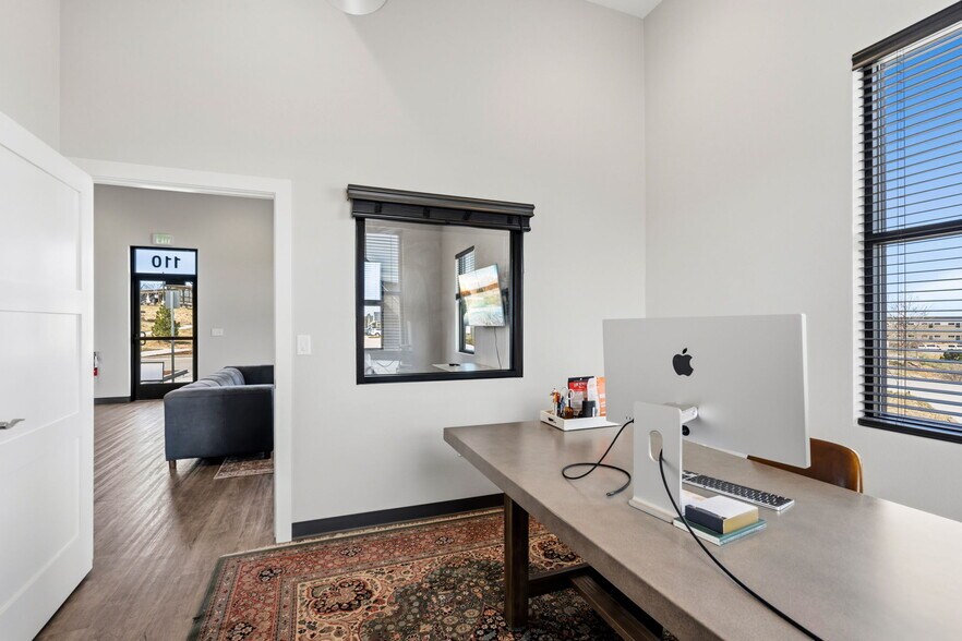 More Photos Of 1918 Jessup Dr, Fort Collins Flex For Lease