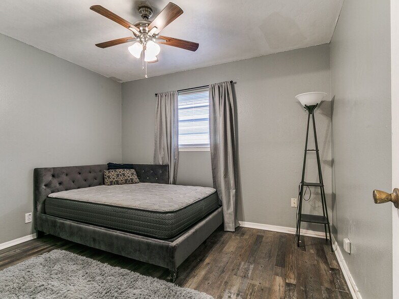 More Photos Of 5201 Washington Blvd, Spencer Land For Sale