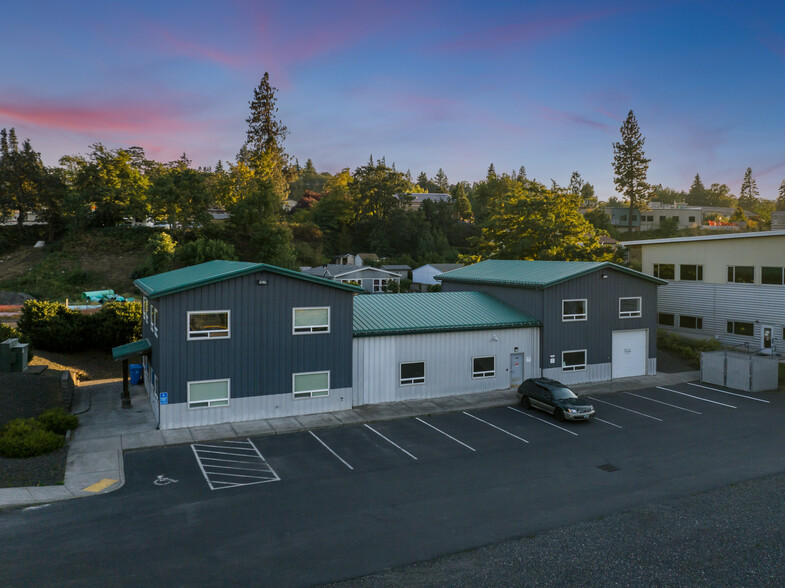 Primary Photo Of 200 N Wasco Ct, Hood River Warehouse For Lease