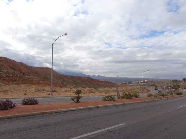 More Photos Of 840 W Pioneer Blvd, Mesquite Land For Sale