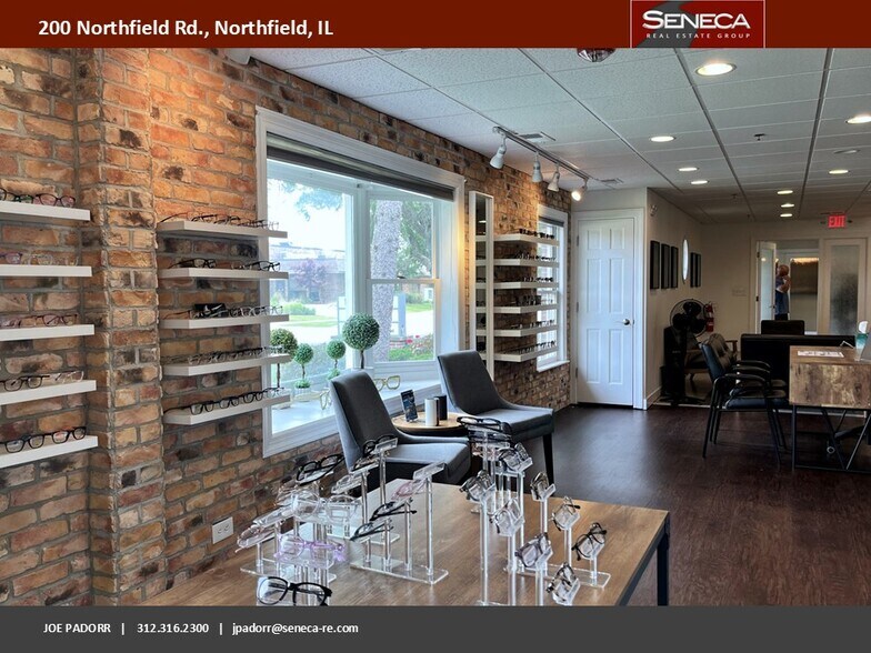 More Photos Of 200 Northfield Rd, Northfield Medical For Sale