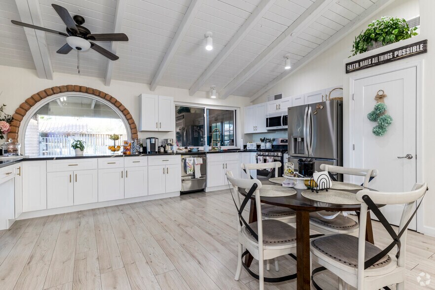 More Photos Of 6710 E Fanfol Dr, Paradise Valley Assisted Living For Sale