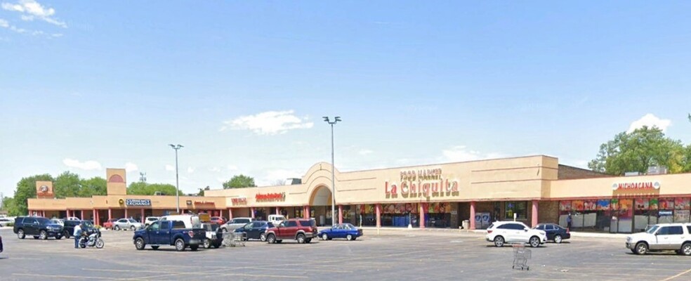 Primary Photo Of 117-155 W Roosevelt Rd, West Chicago Storefront Retail Office For Lease