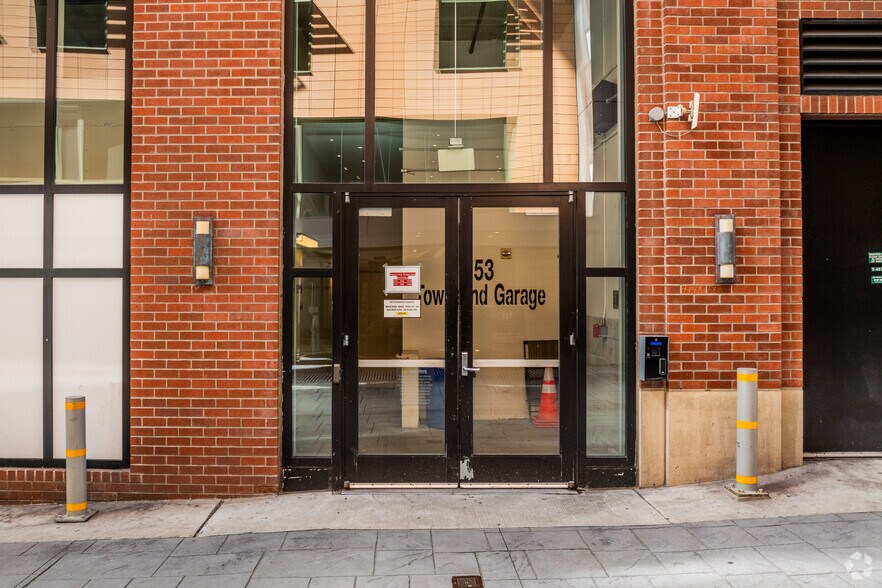 More Photos Of 153 Townsend St, San Francisco Office For Lease
