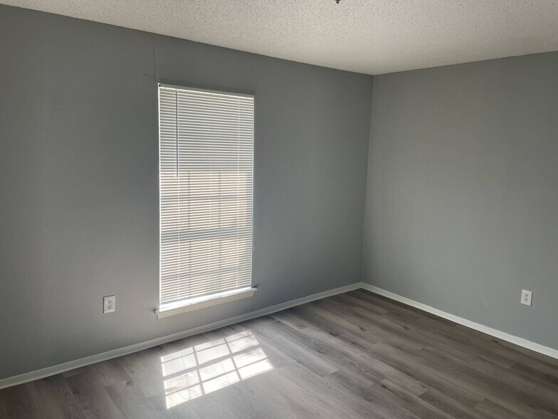 More Photos Of 2750 N Siwell Rd, Jackson Multifamily For Sale