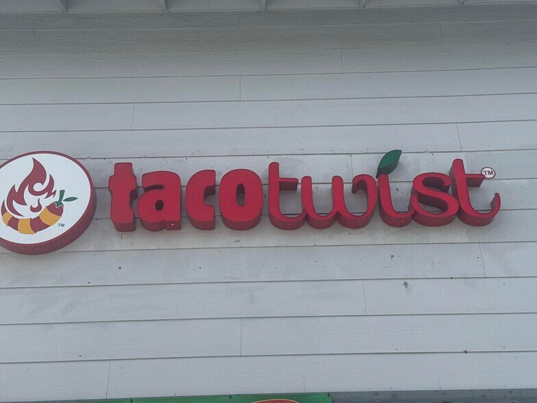 More Photos Of 8359 Elk Grove Florin Rd, Sacramento Storefront Retail Office For Lease