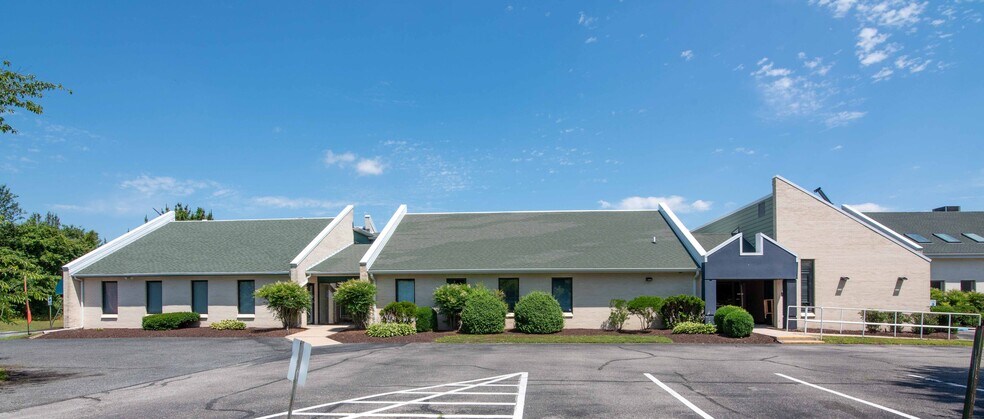 More Photos Of 224 Phillip Morris Dr, Salisbury Medical For Sale