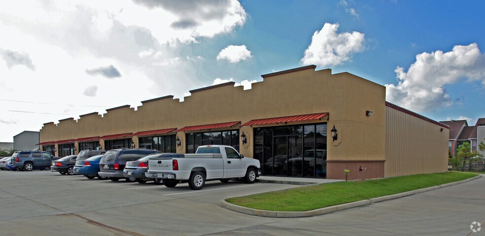 More Photos Of 12524 Jefferson Hwy, Baton Rouge General Retail For Lease