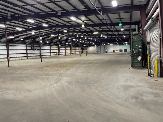 More Photos Of 9800 I 65 Service Rd S, Creola Warehouse For Lease