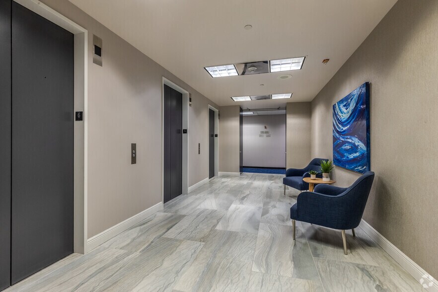 More Photos Of 100 Rialto Pl, Melbourne Office For Lease