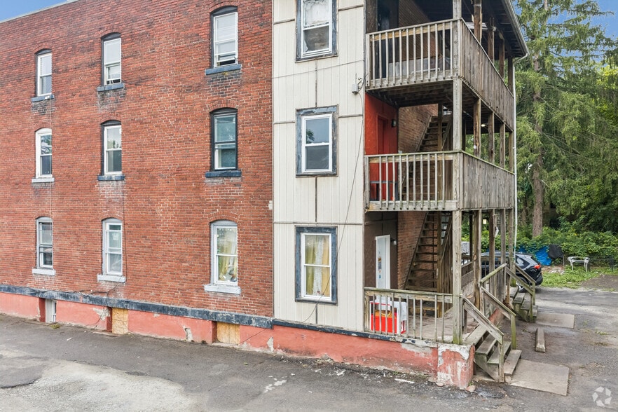 More Photos Of 127-129 Susquehanna St, Binghamton Apartments For Sale