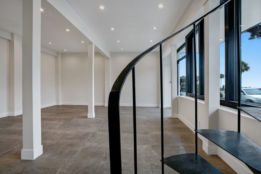 More Photos Of 618 S Coast Hwy, Laguna Beach Apartments For Sale
