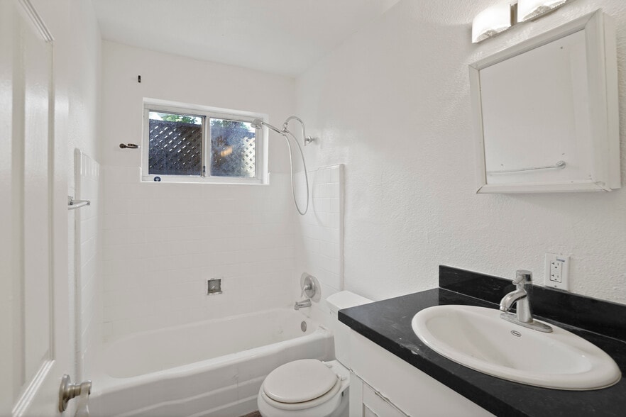 More Photos Of 545 S 9th St, San Jose Apartments For Sale