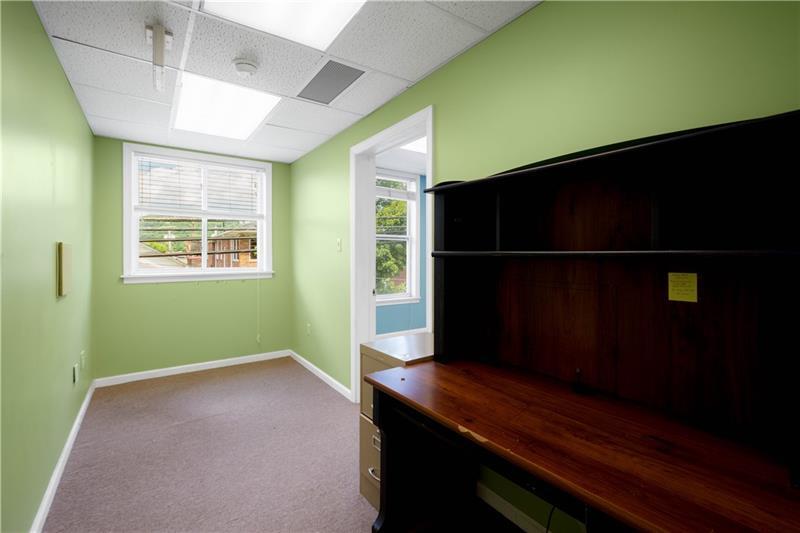 More Photos Of 626 5th Ave, Coraopolis Office Residential For Sale