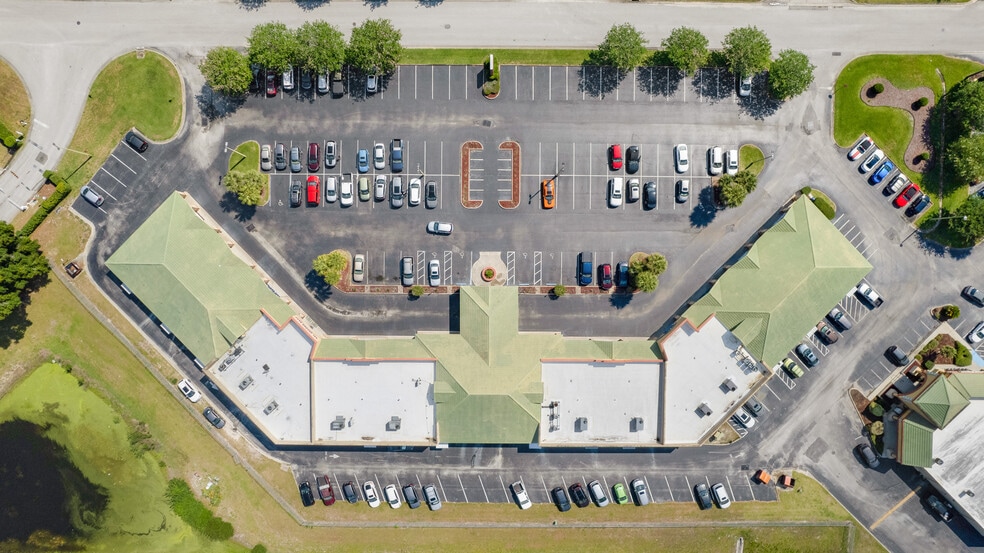 More Photos Of 17820 SE 109th Ave, Summerfield Medical For Lease