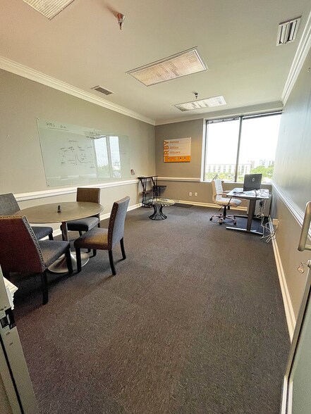 More Photos Of 1 St Louis St, Mobile Office For Lease