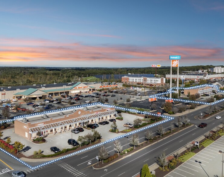 Primary Photo Of 670-720 Centre of New England Blvd, Coventry Freestanding For Sale