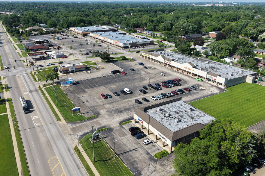More Photos Of , Aurora General Retail For Sale