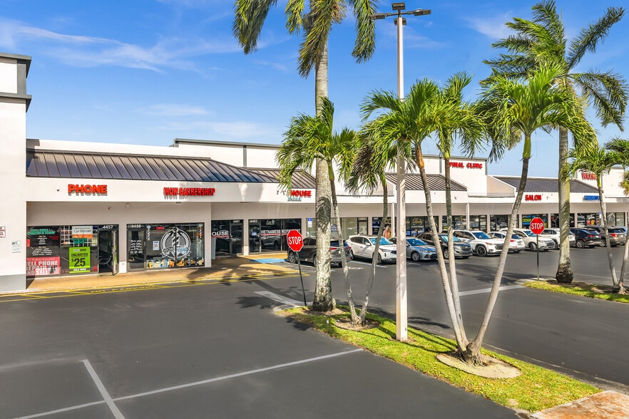 More Photos Of 4455-4485 N State Road 7, Lauderdale Lakes General Retail For Lease