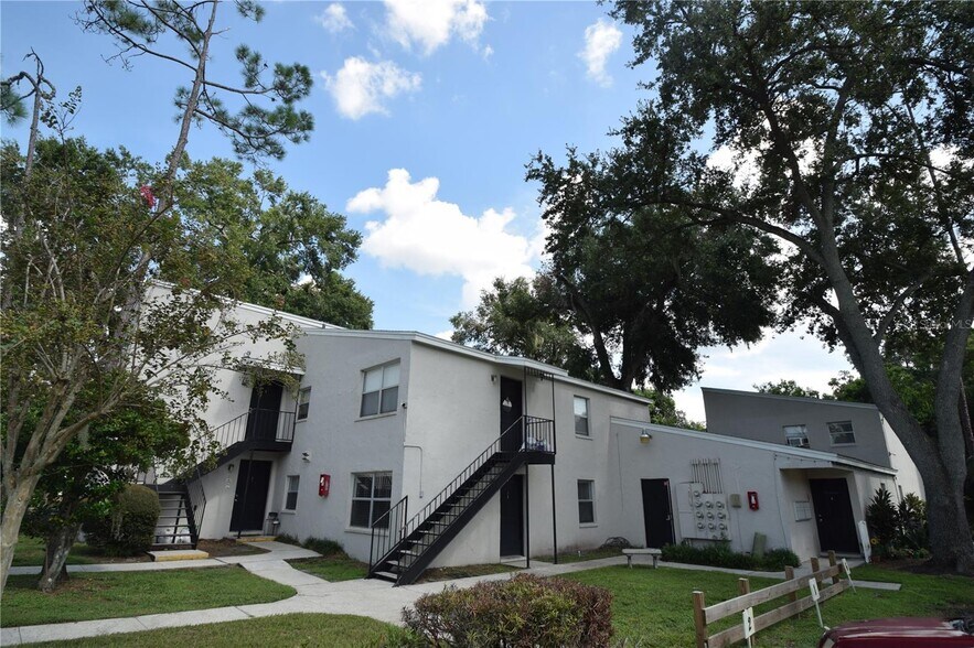 More Photos Of 1005 S New York Ave, Lakeland Apartments For Sale