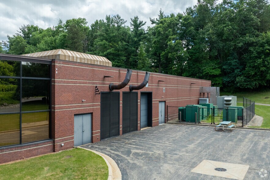 More Photos Of 1 Financial Pky, Kalamazoo Office For Sale