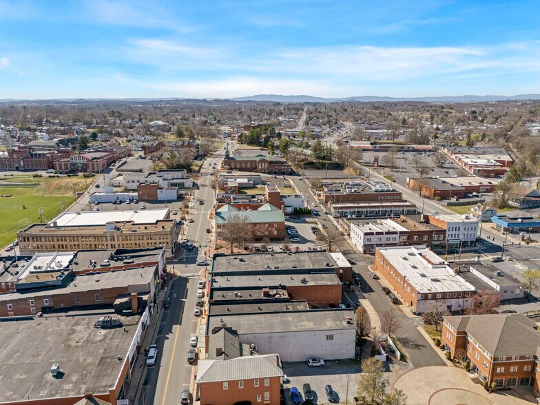 More Photos Of , Waynesboro Office For Sale
