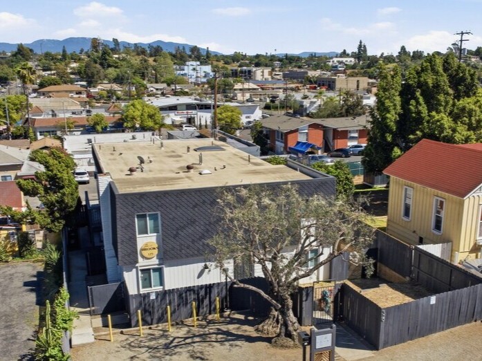 More Photos Of 329 N Pico Ave, Fallbrook Apartments For Sale