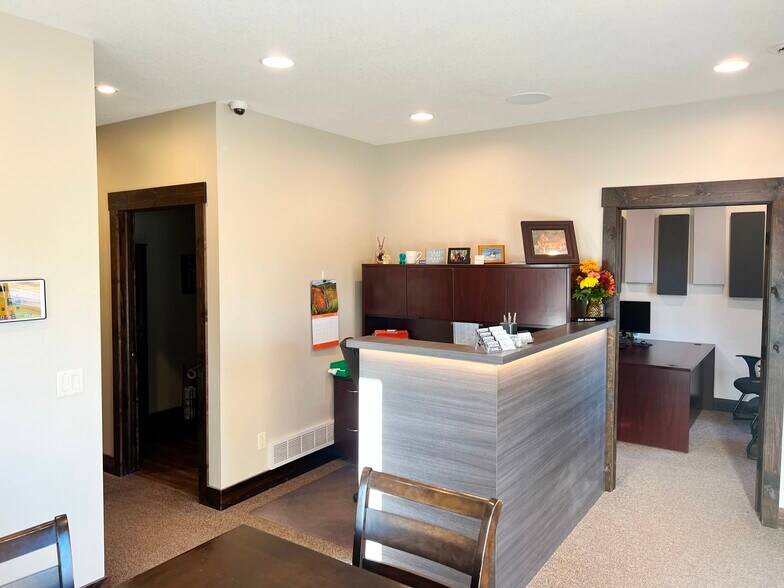 More Photos Of 7953 College Rd, Baxter Warehouse For Sale