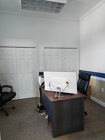 More Photos Of 4400 E New Market Hurlock Rd, Hurlock Warehouse For Lease