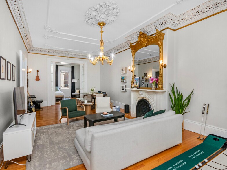 More Photos Of 43 Chestnut St, Boston Apartments For Sale