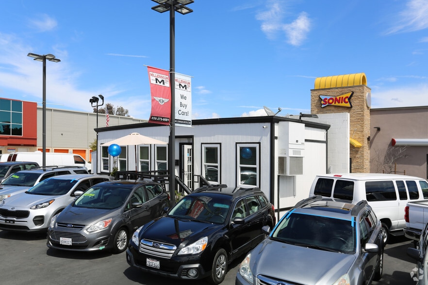 More Photos Of 2730 Garnet Ave, San Diego Auto Dealership For Sale